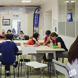 Lyon Bleu Klassenzimmer